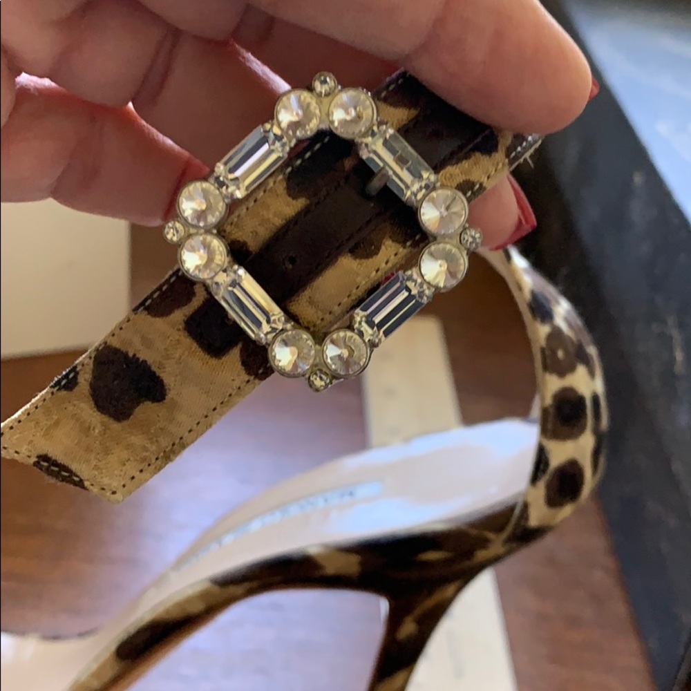 Beautiful Manolo Blahnik leopard sandals - Picture 5 of 8